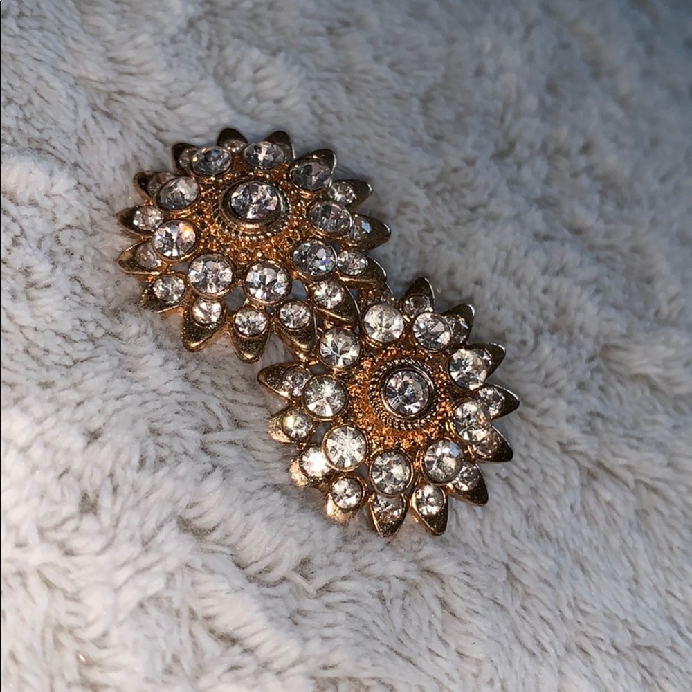 Gold earrings
